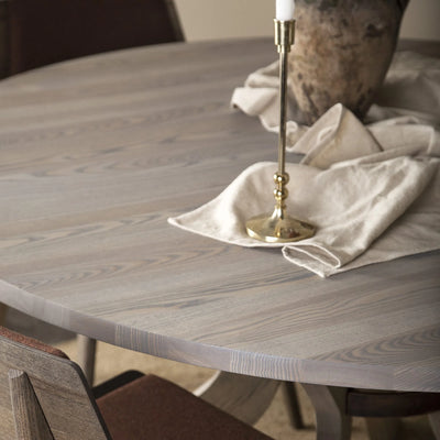 SYDNEY Solid Wood Round Dining Table in Light Grey Oiled Ash - Danish Design - Kristensen Kristensen | Milola