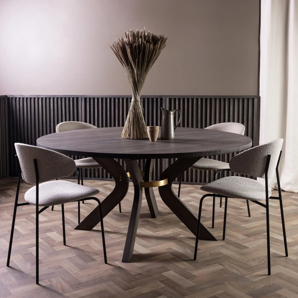 SYDNEY Solid Wood Round Dining Table - Extendable - Danish/Nordic Design - Kristensen Kristensen | Milola