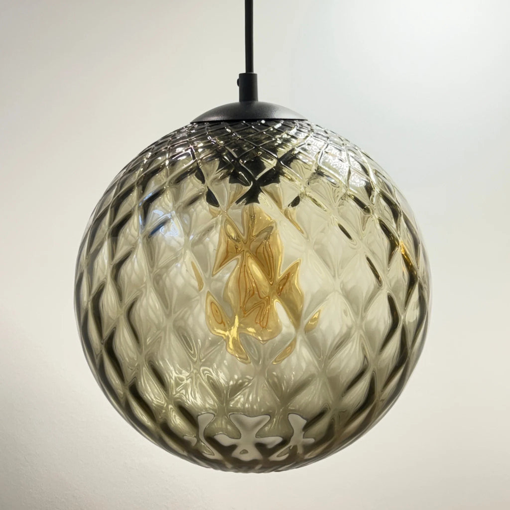 Hängeleuchte mit strukturierter Glaskugel - OUTLET