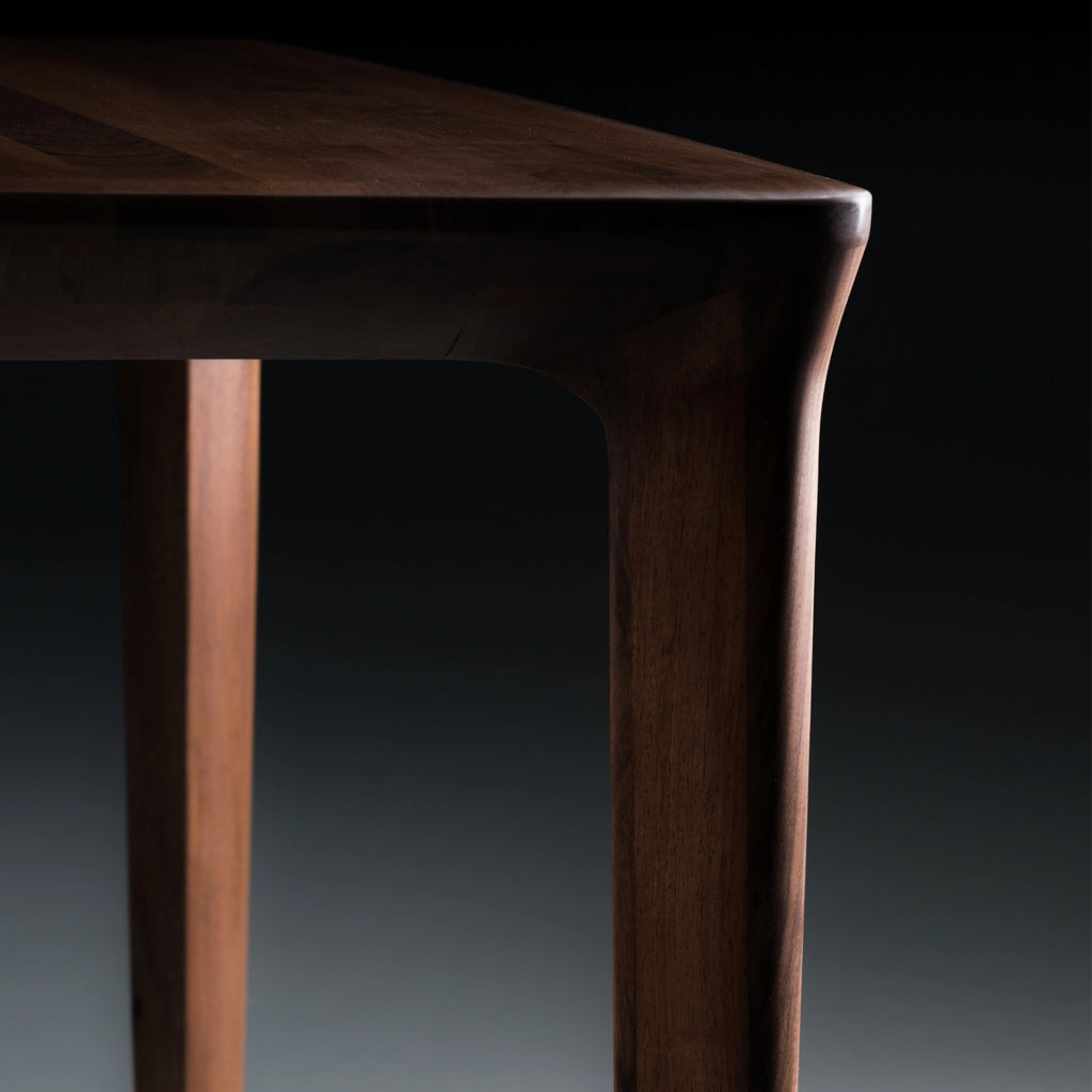 TARA Dining Table in Walnut Natural Oil - Artisan | Milola