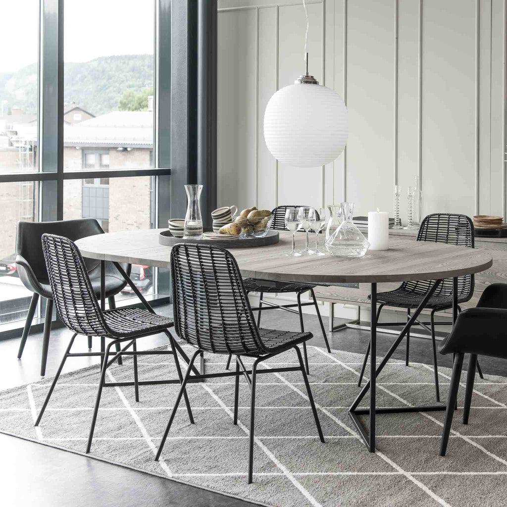 ZET Solid Wood Round Extendable Dining Table - Nordic Design - Kristensen Kristensen | Milola