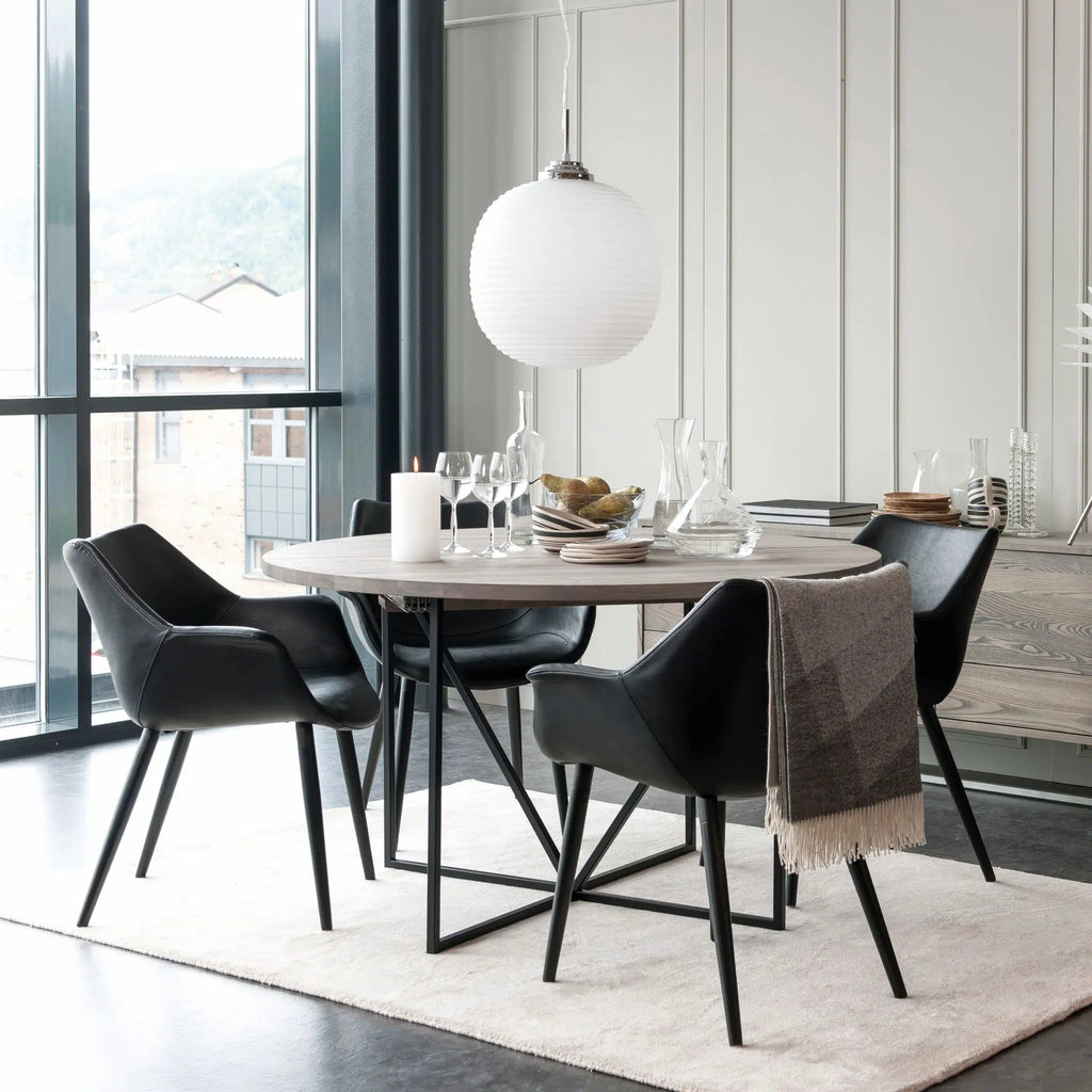 ZET Solid Wood Round Extendable Dining Table - Nordic Design - Kristensen Kristensen | Milola