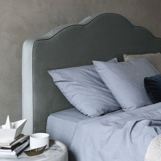 DAFNE - Upholstered Bed - Elegant Design - Bolzan | Milola