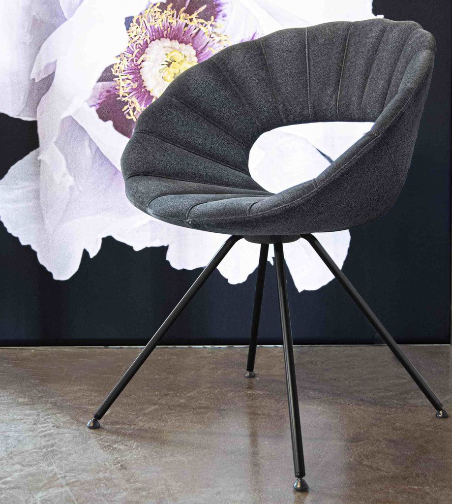 Chaise de salle à manger tapissée de fleurs avec pieds en métal (9W0.01)