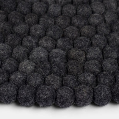 HUGO Felt Ball Round Rugs - MyFelt | Milola