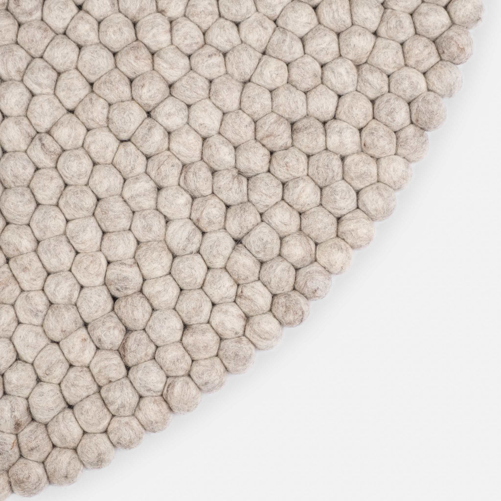 BELA Felt Ball Round Rugs - Myfelt | Milola