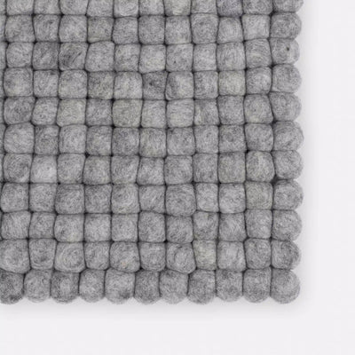 CARL Felt Ball Rectangle Rug in Grey - MyFelt | Milola