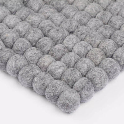 CARL Felt Ball Rectangle Rug in Grey - MyFelt | Milola