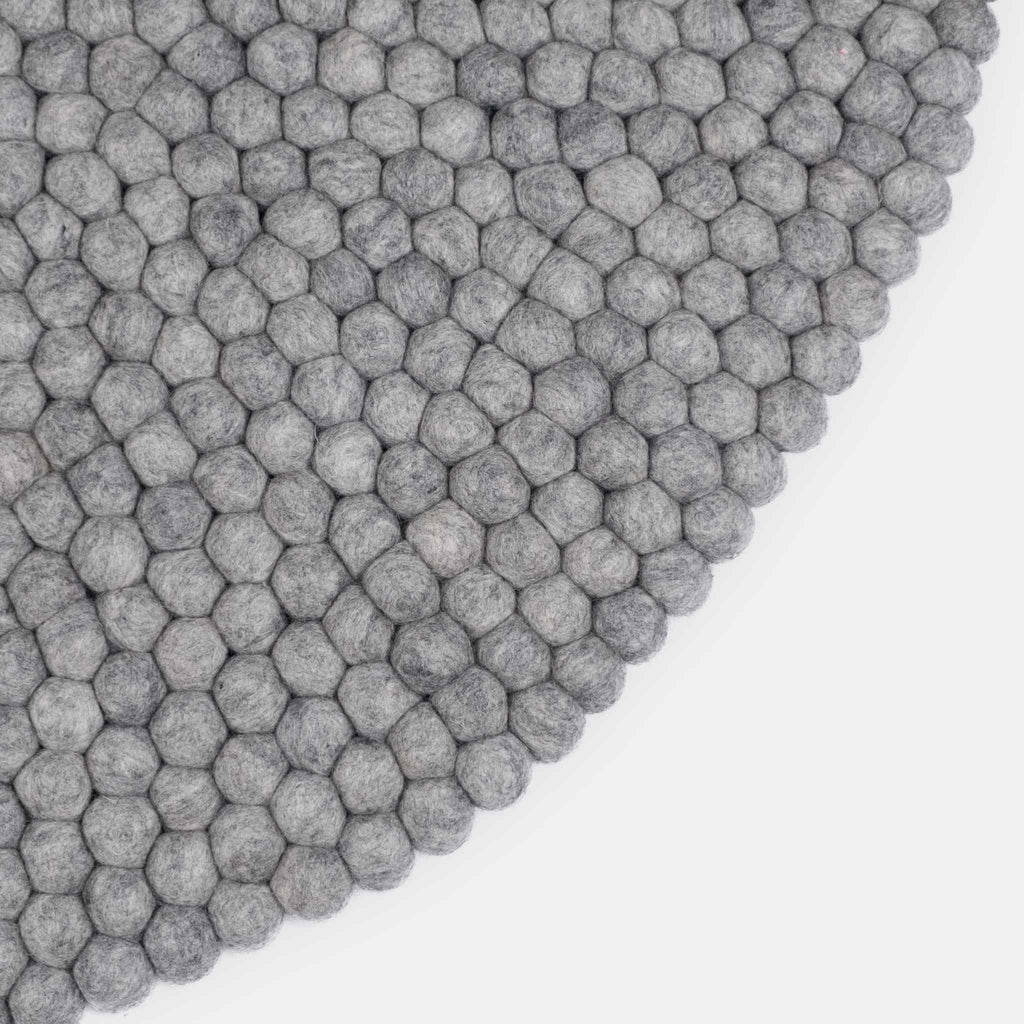 CARL Felt Ball Round Rugs - Myfelt | Milola