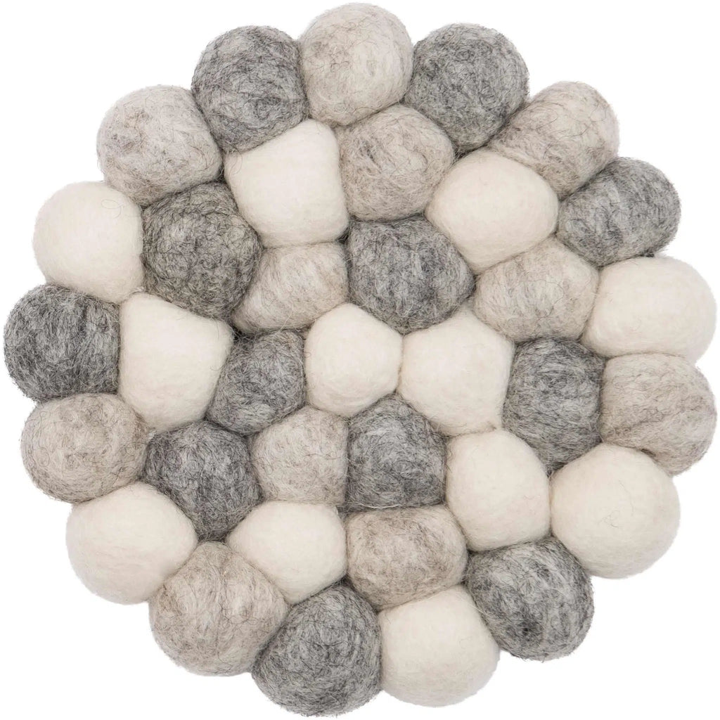 HELLA Felt Ball Round Rugs - Myfelt | Milola