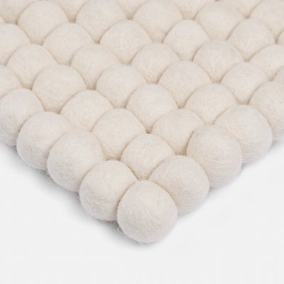 LINEA Felt Ball Rectangle Rug in White Cream - MyFelt | Milola