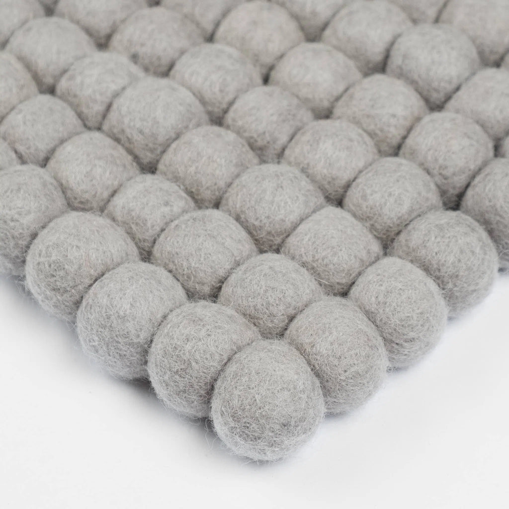 LUIS Rectangle Rug - Felt Ball in Grey - Myfelt | Milola