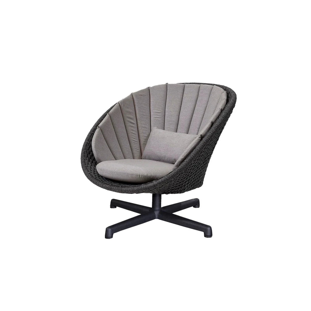 PEACOCK - Outdoor Lounge Chair - Aluminium Base - CaneLine | Milola