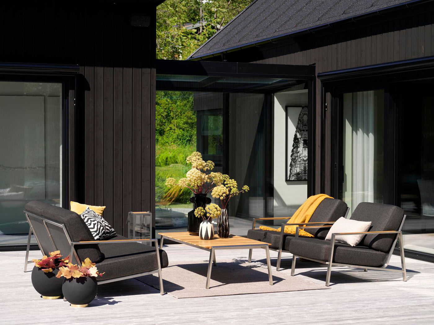 Brafab NAOS Outdoor Lounge Set - Milola Switzerland