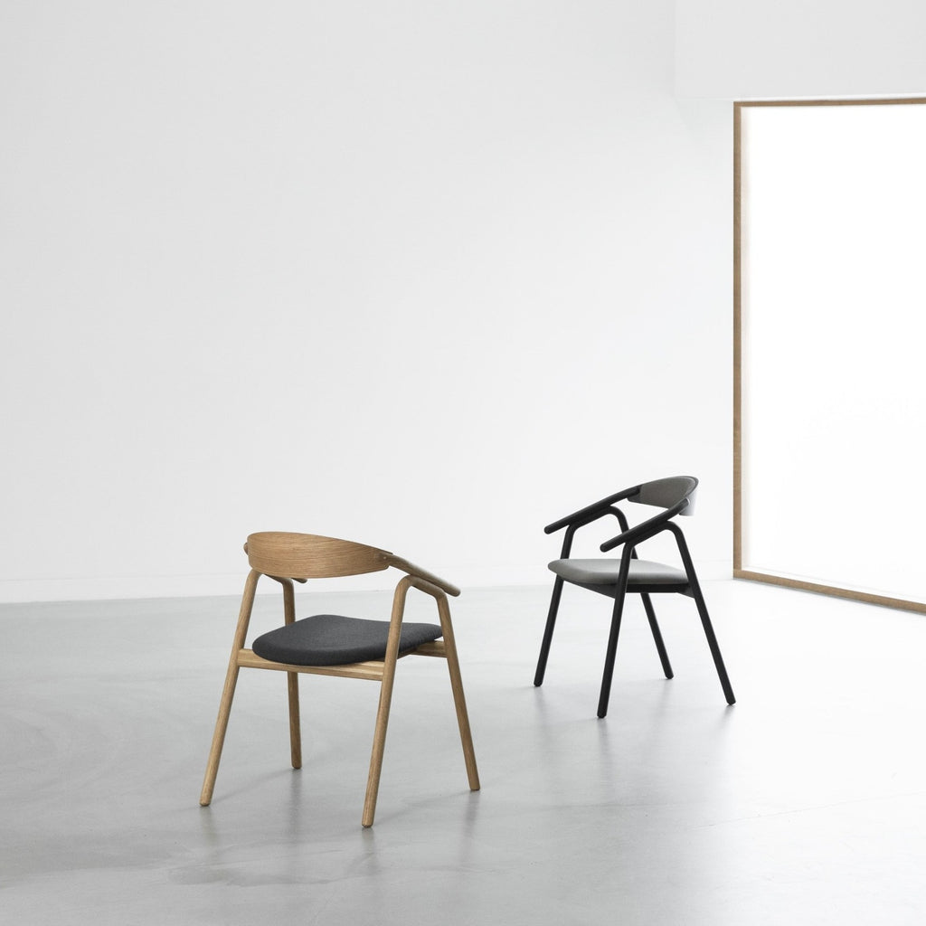 VEIFA-Minimalist Dining Chair - Kristensen Kristensen | Milola