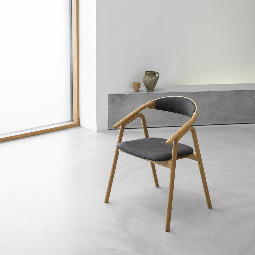 VEIFA-Minimalist Dining Chair - Kristensen Kristensen | Milola